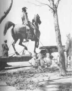 Duc d'Orléans on Track