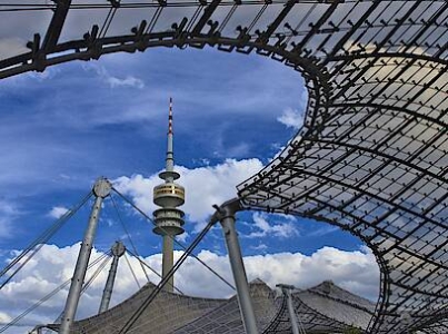 Fotografie Olympiastadion und Olympiaturm in München